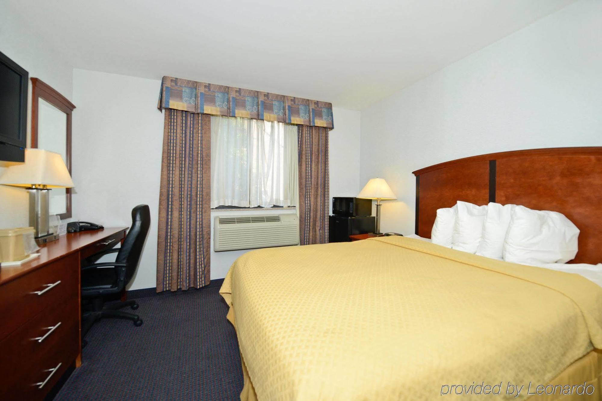 Lexington Inn New York City Room photo